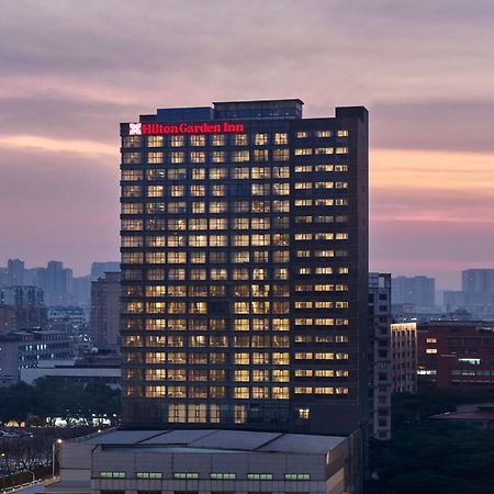 Hilton Garden Inn Wuhan Hankou Exterior foto