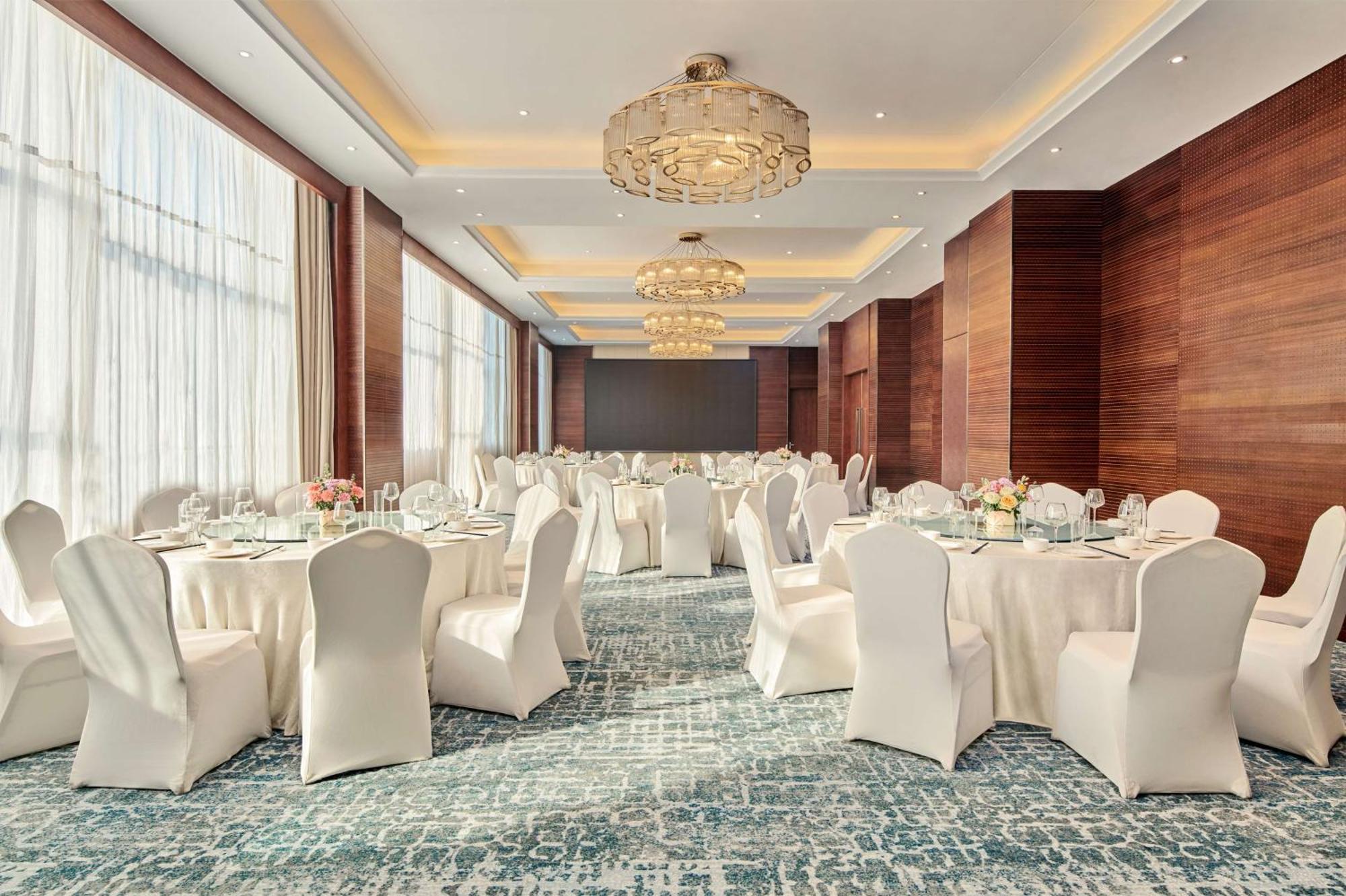 Hilton Garden Inn Wuhan Hankou Exterior foto