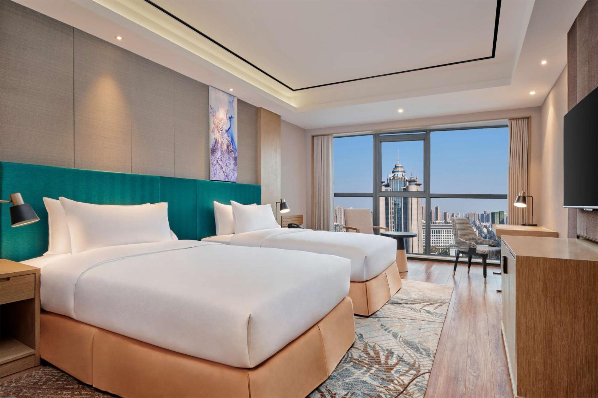 Hilton Garden Inn Wuhan Hankou Exterior foto