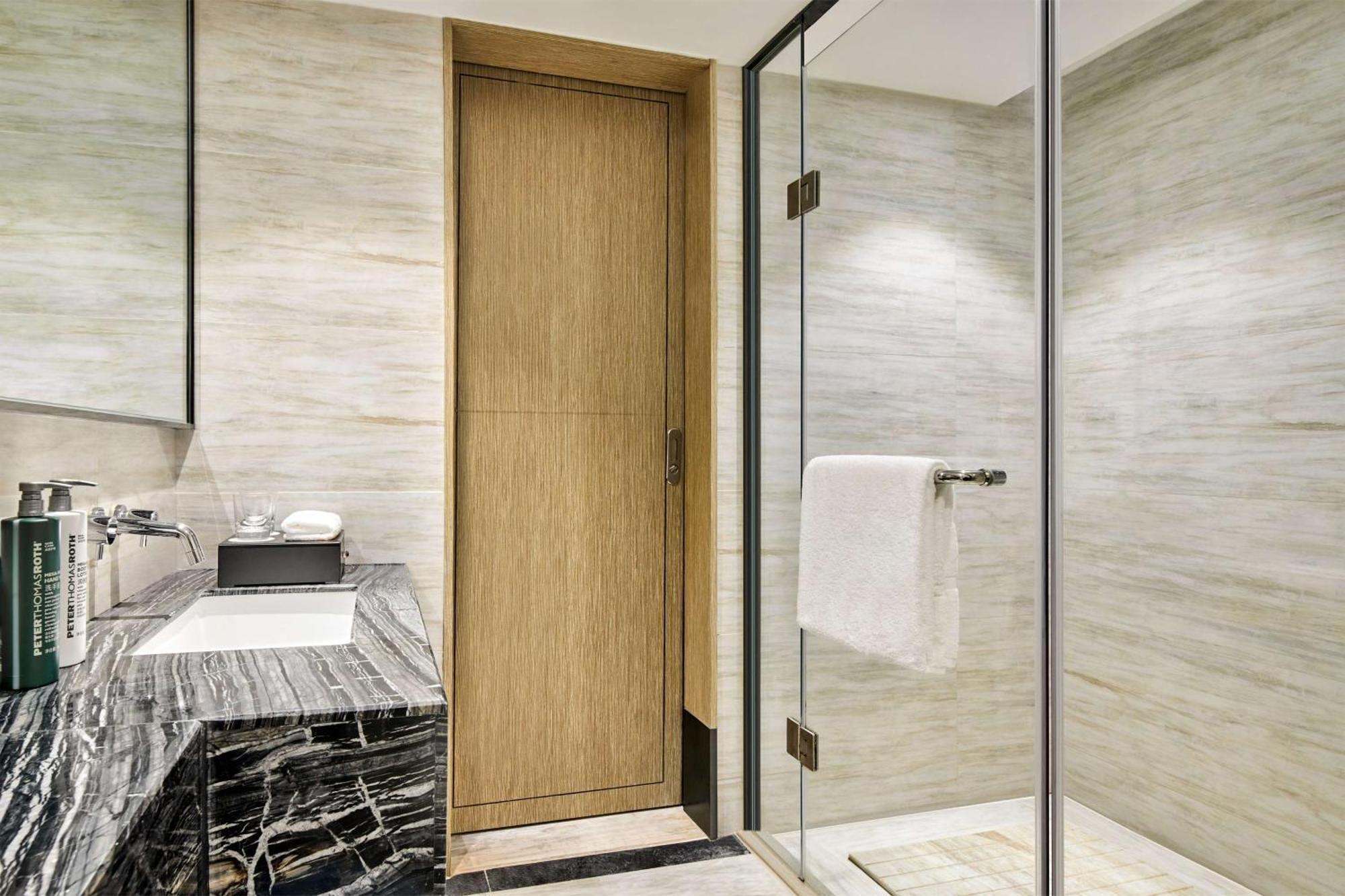 Hilton Garden Inn Wuhan Hankou Exterior foto