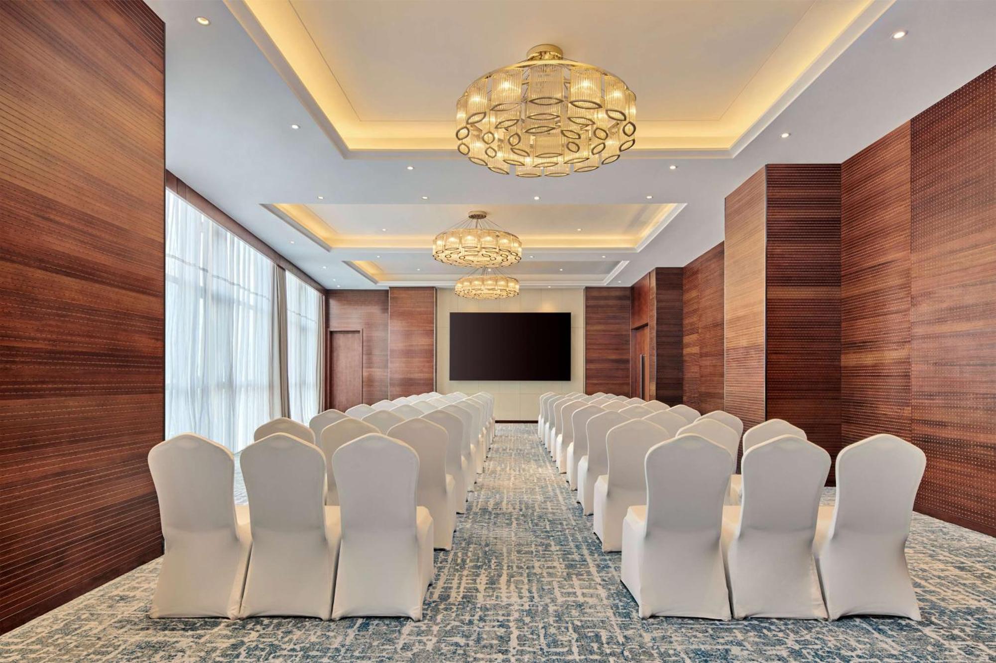Hilton Garden Inn Wuhan Hankou Exterior foto