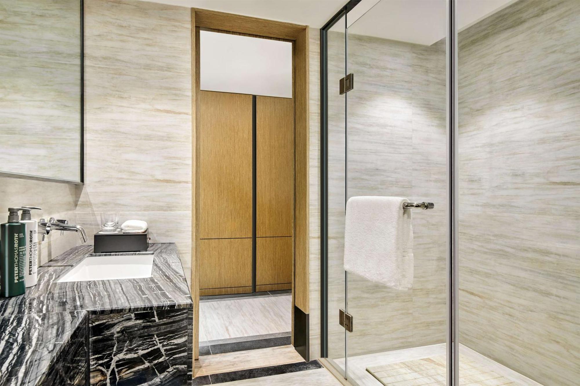 Hilton Garden Inn Wuhan Hankou Exterior foto