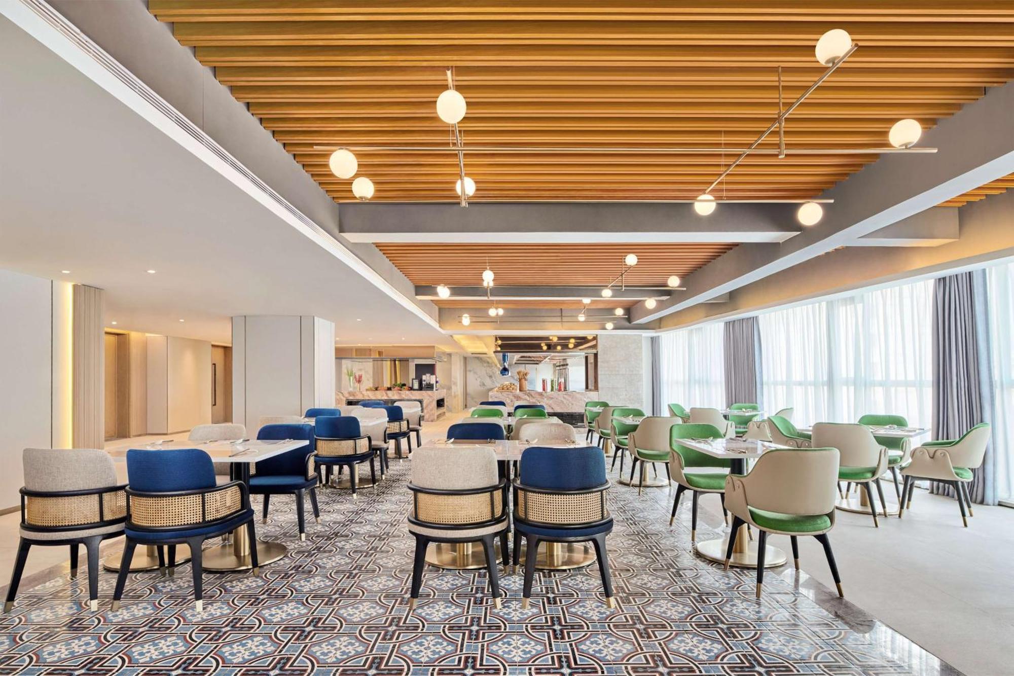 Hilton Garden Inn Wuhan Hankou Exterior foto