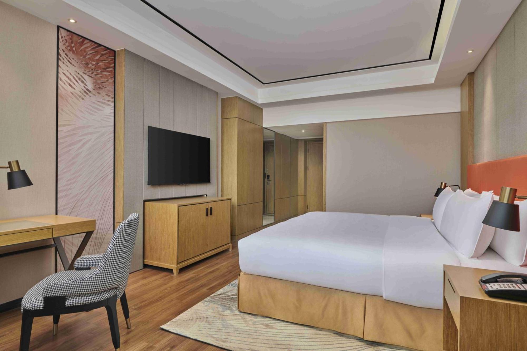 Hilton Garden Inn Wuhan Hankou Exterior foto