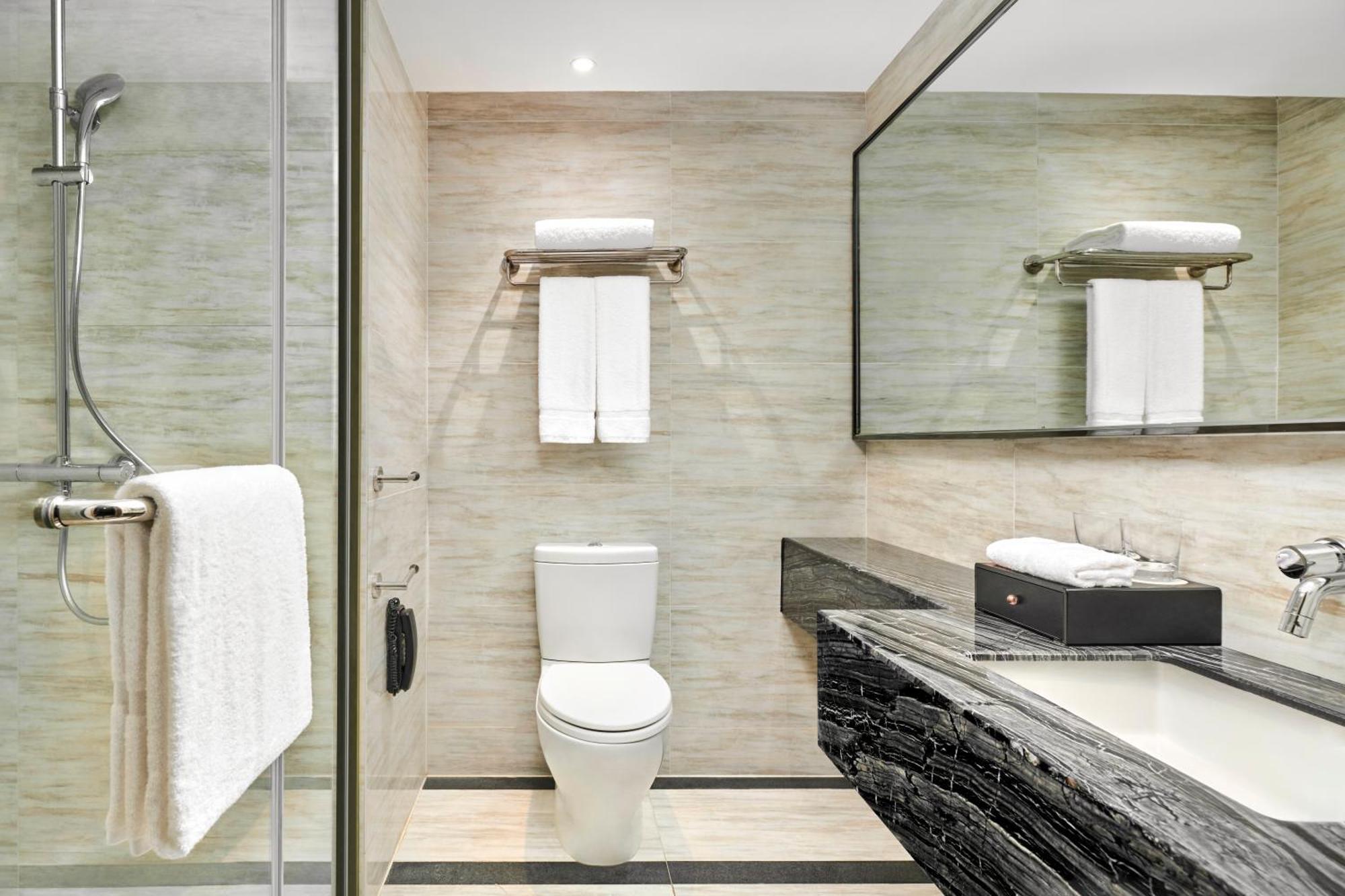 Hilton Garden Inn Wuhan Hankou Exterior foto