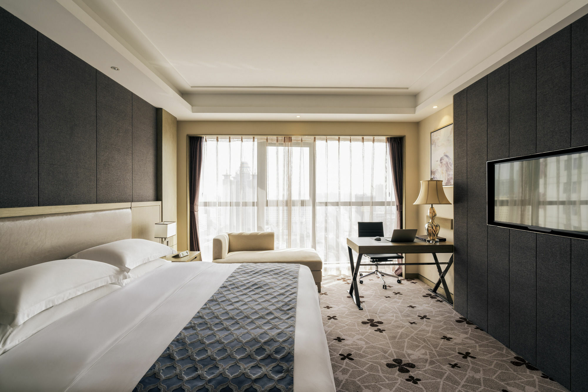 Hilton Garden Inn Wuhan Hankou Exterior foto